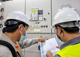 دورة الصيانة الكهربائية الصناعية