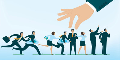 تطوير الموارد البشرية وتصميم عملية الإختيار والتعيين في المؤسسة
